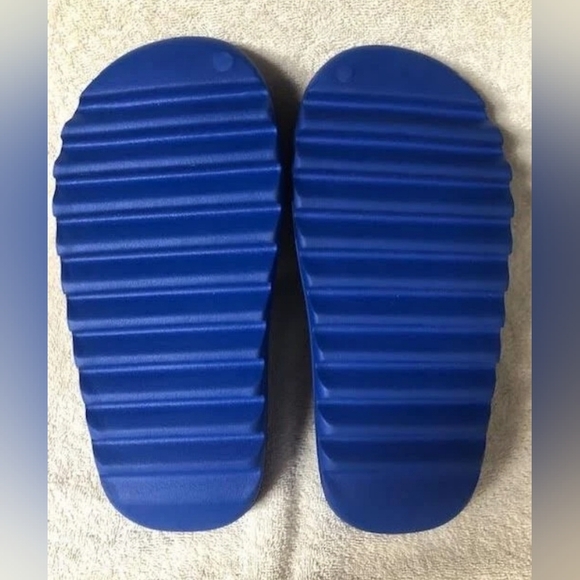 Adidas Yeezy Slide Azure (Blue) | Size 8 | Brand New (No Box)